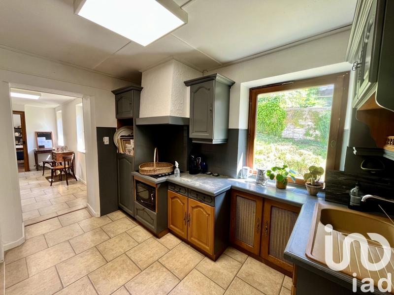 Maison - 252 m² - 7 pièces