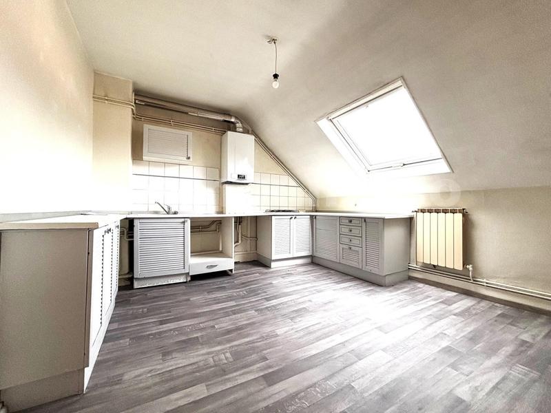 Appartement - 90 m² - 3 pièces