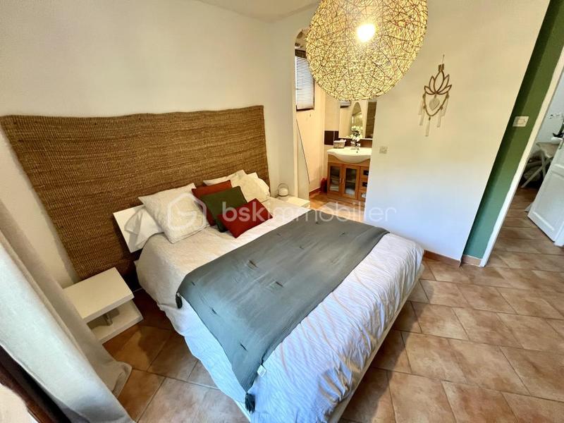 Villa - 100 m² - 4 pièces