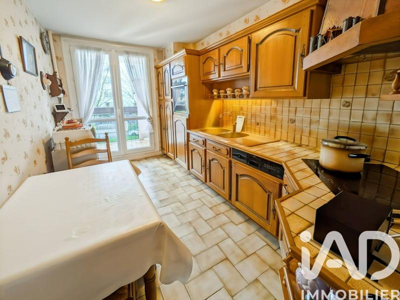 Appartement - 90 m² - 5 pièces