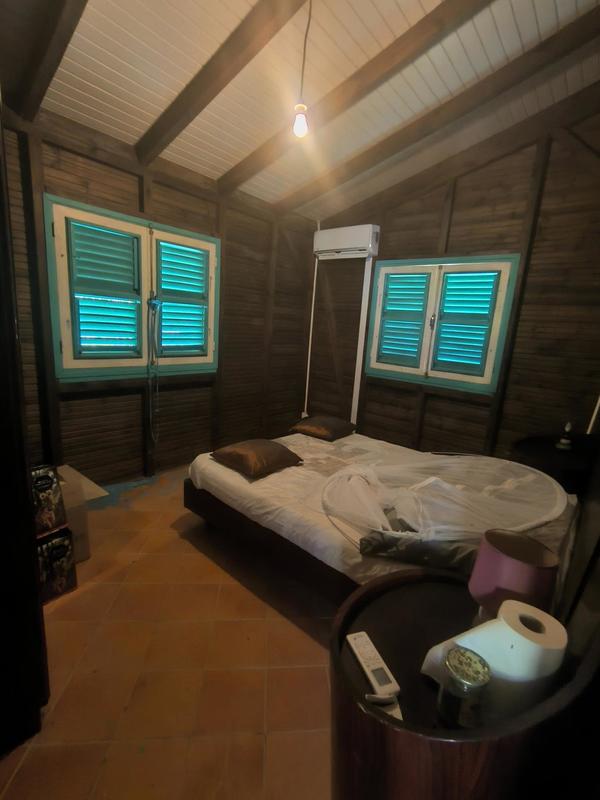 Maison - 180 m² - 7 pièces