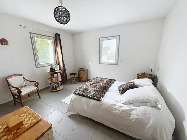 Maison contemporaine - 205 m² - 6 pièces