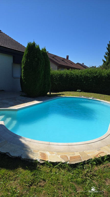 Maison - 105 m² - 5 pièces