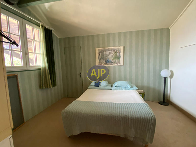 Villa - 250 m² - 11 pièces