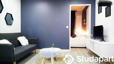 Chambre - 12 m² - 1 pièce