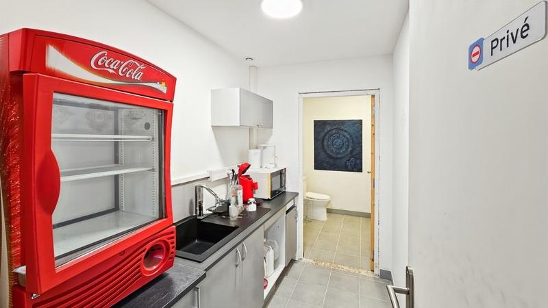 Local commercial - 53 m² - 4 pièces