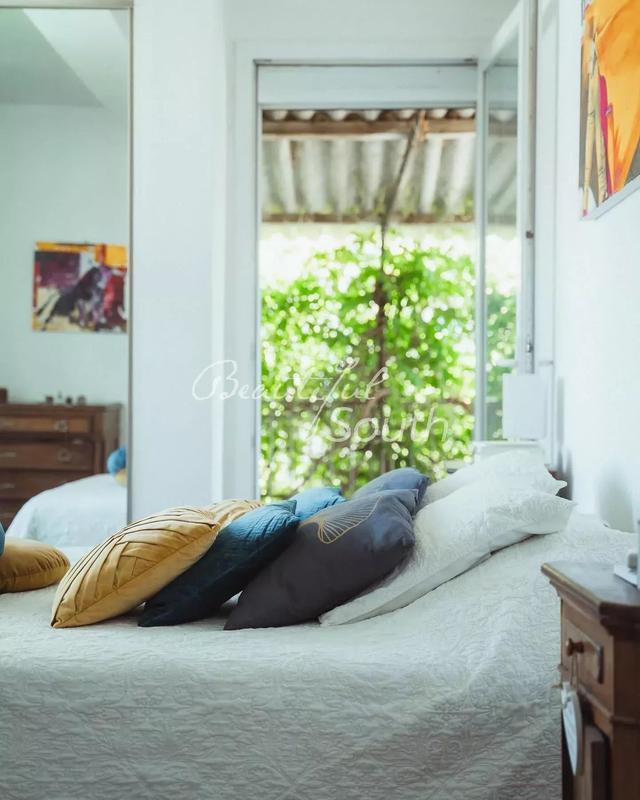 Maison de ville - 250 m² - 5 pièces