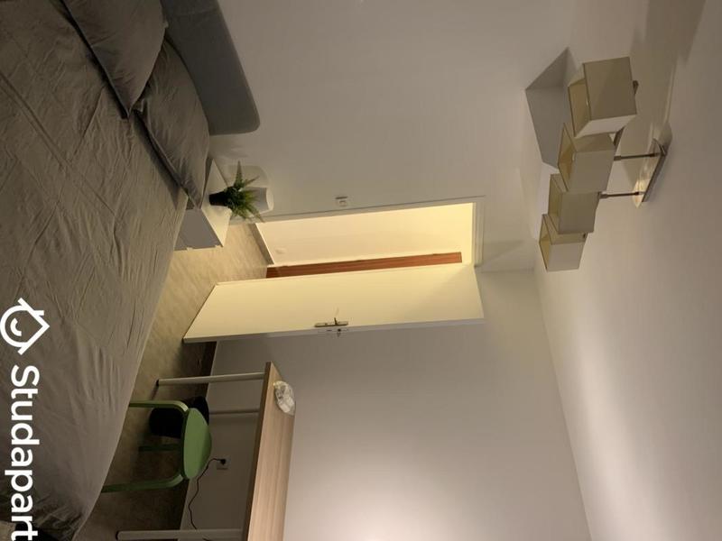 Chambre - 14 m² - 1 pièce