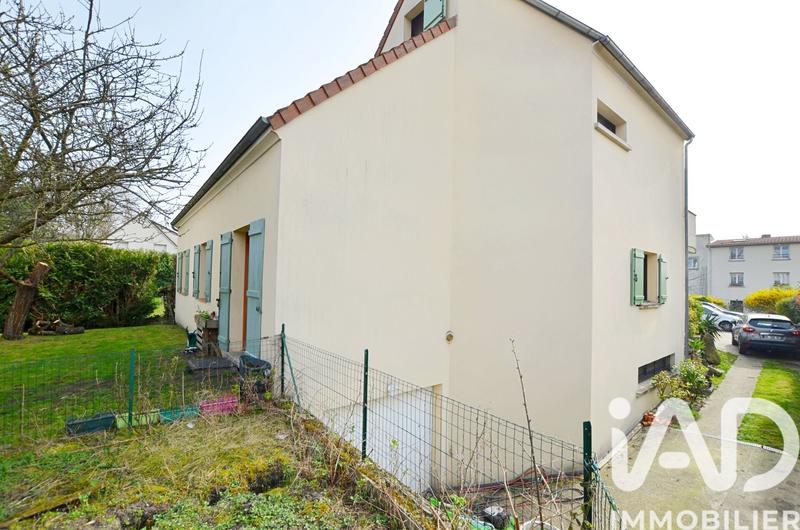 Maison - 165 m² - 8 pièces