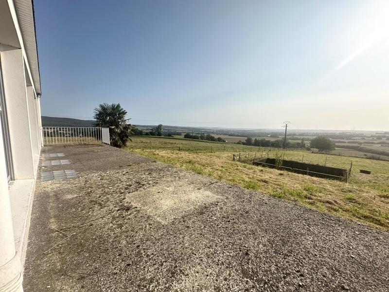 Maison - 210 m² - 7 pièces