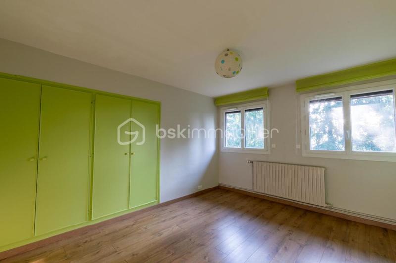 Demeure - 210 m² - 9 pièces