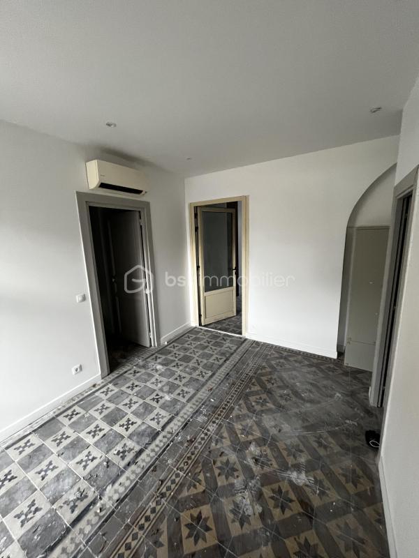 Bureau - 158 m² - 8 pièces