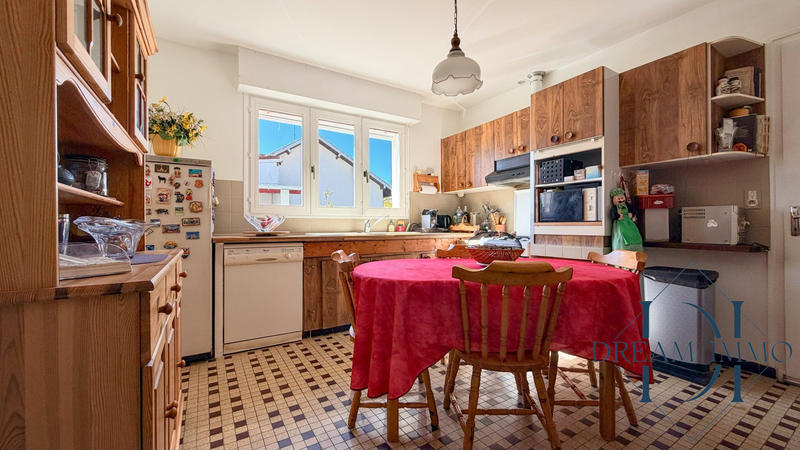 Maison - 165 m² - 7 pièces