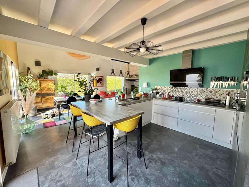 Maison - 170 m² - 6 pièces