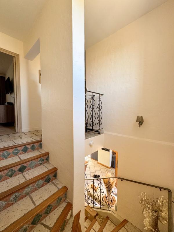 Maison - 180 m² - 6 pièces