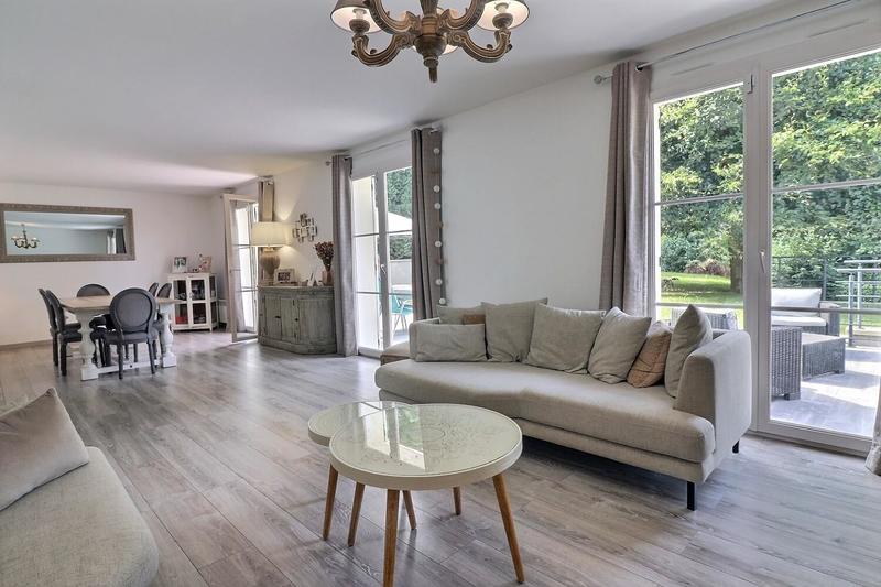 Maison - 160 m² - 6 pièces