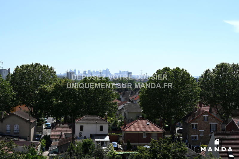 Chambre - 11 m² - 3 pièces