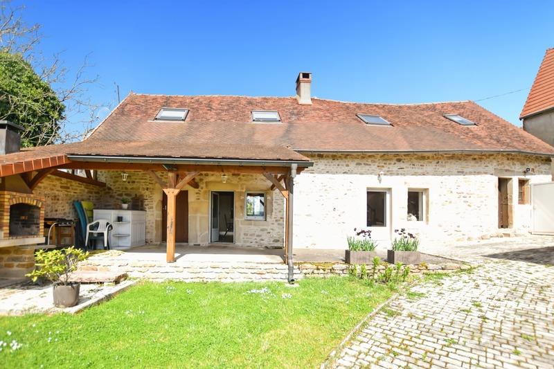 Maison de campagne - 111 m² - 4 pièces