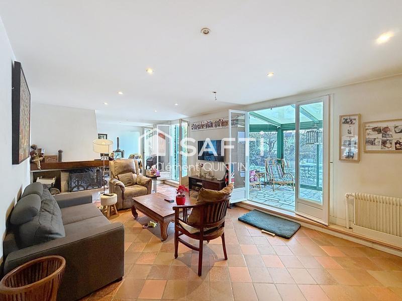 Maison - 160 m² - 7 pièces