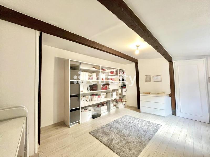 Appartement - 130 m² - 4 pièces