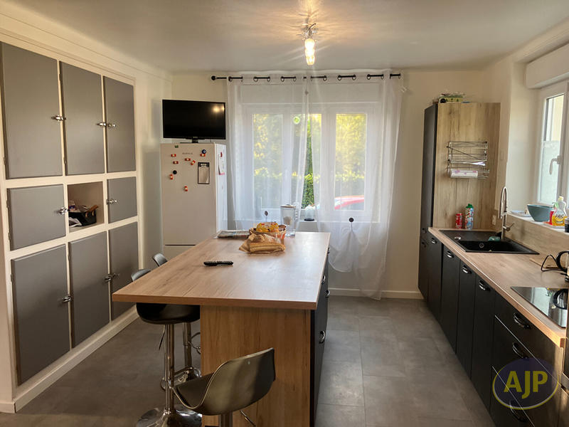 Maison - 120 m² - 7 pièces