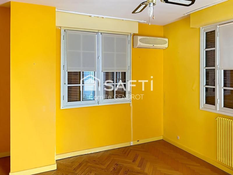 Maison - 312 m² - 7 pièces