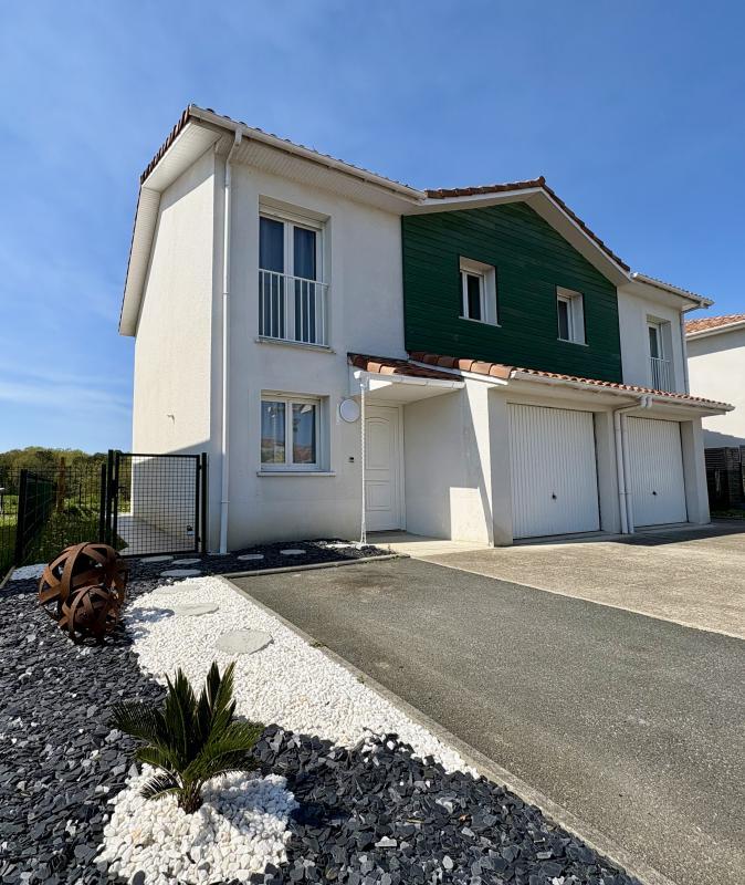 Maison - 81 m² - 4 pièces