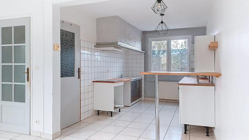 Maison - 83 m² - 5 pièces