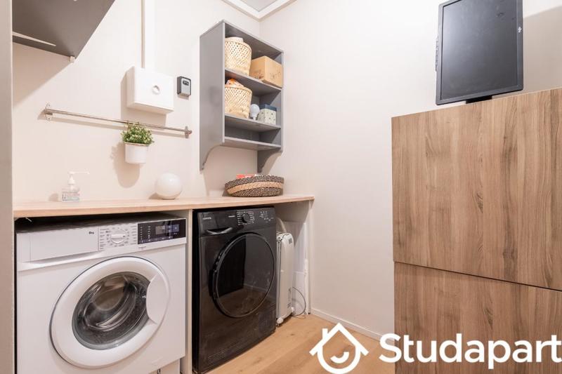 Chambre - 9 m² - 1 pièce