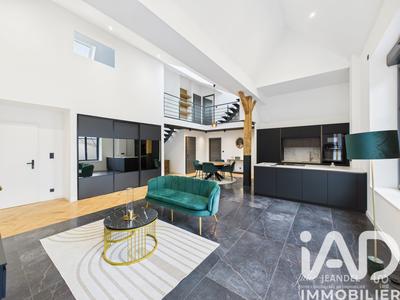 Loft - 111 m² - 5 pièces