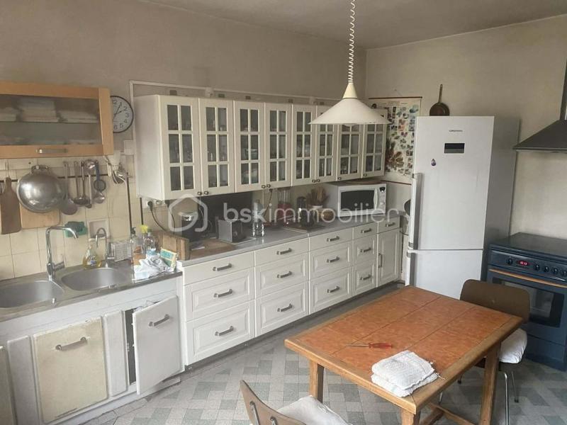 Maison de maîtres - 227 m² - 11 pièces