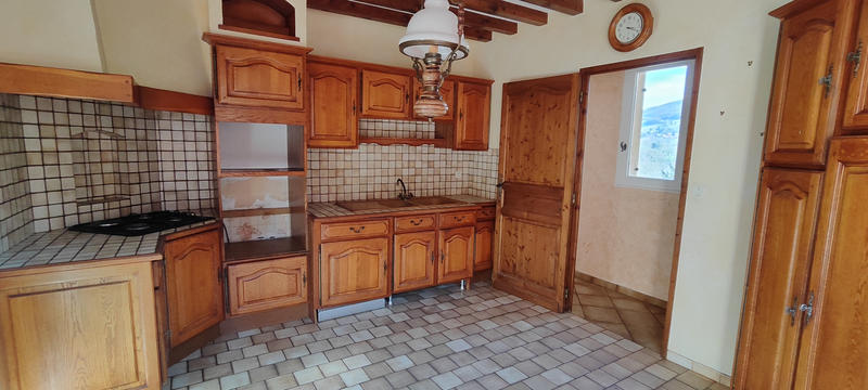 Maison - 275 m² - 12 pièces