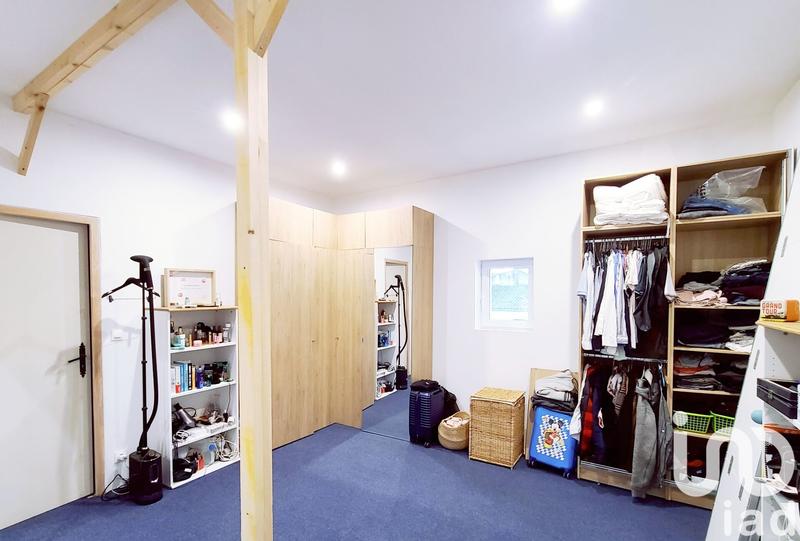 Maison - 245 m² - 6 pièces