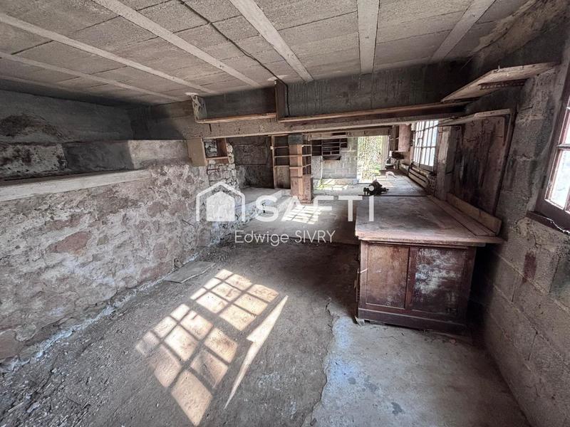 Maison - 186 m² - 9 pièces