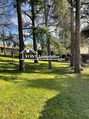 Terrain - 900 m²