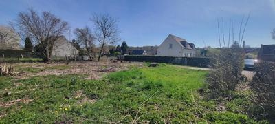 Terrain constructible - 1 185 m²