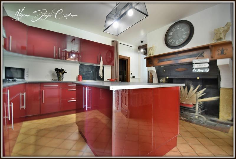 Maison de maîtres - 450 m² - 11 pièces