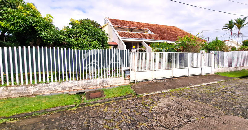 Villa - 220 m² - 6 pièces