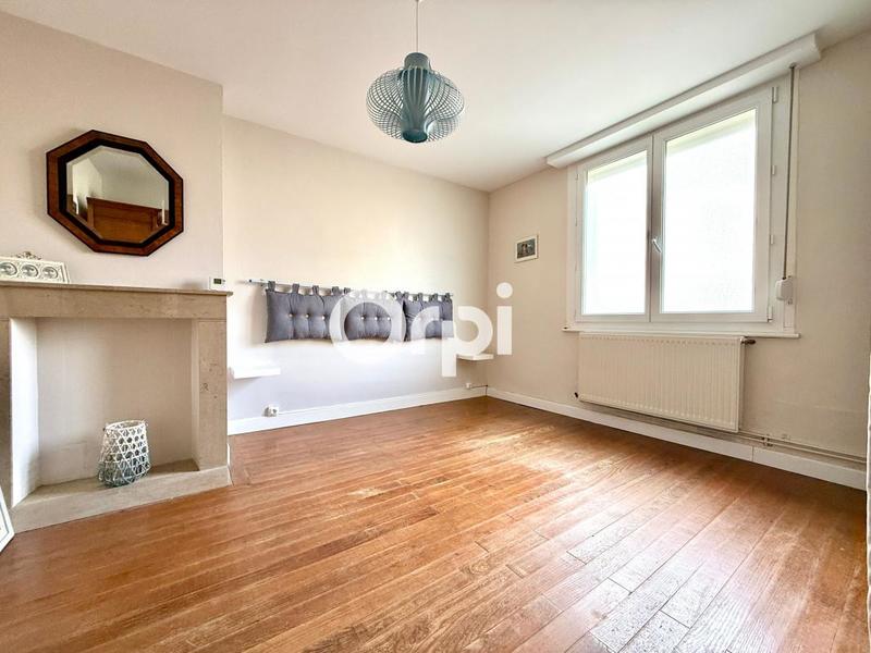 Maison - 115 m² - 6 pièces