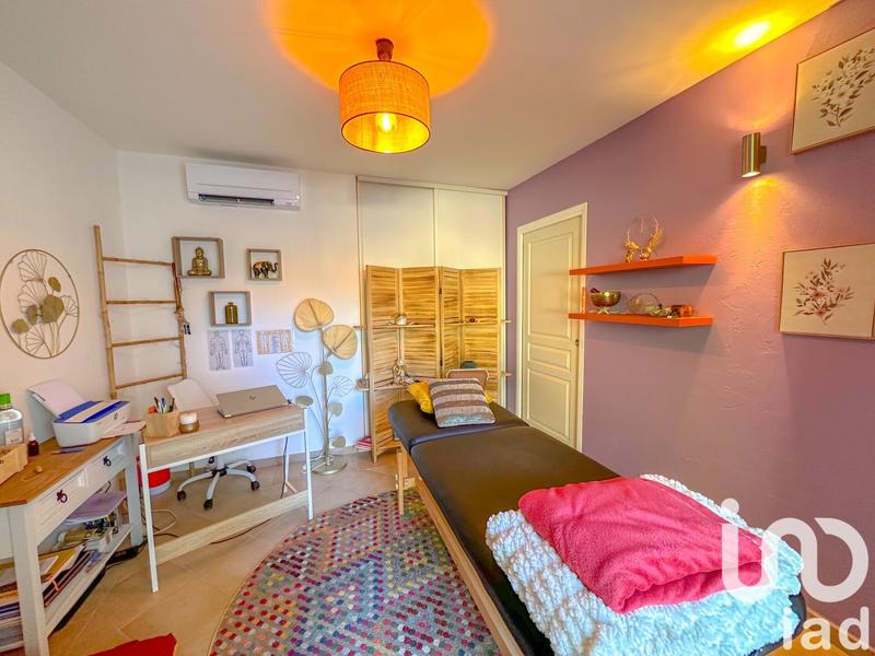 Maison - 258 m² - 10 pièces