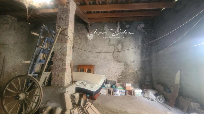 Grange - 100 m² - 2 pièces