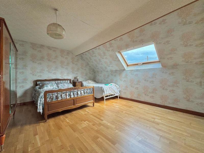 Maison - 158 m² - 7 pièces