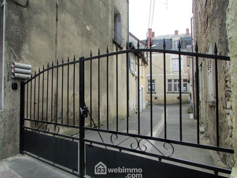 Immeuble - 84 m² - 4 pièces