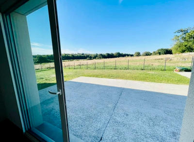 Maison - 99 m² - 5 pièces