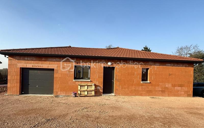 Maison - 136 m² - 4 pièces