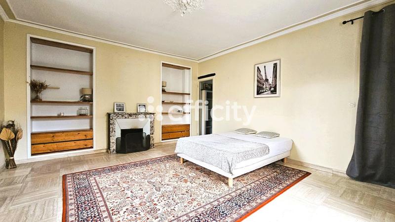 Appartement - 64 m² - 2 pièces