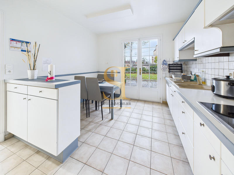 Maison - 175 m² - 7 pièces