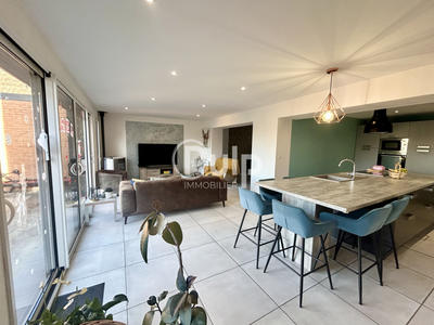 Maison - 158 m² - 6 pièces