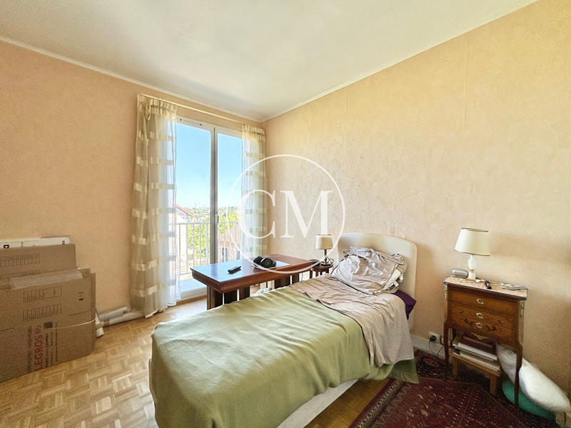 Appartement - 85 m² - 4 pièces