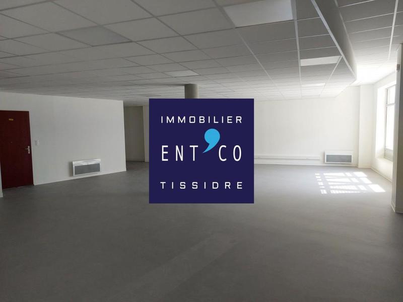 Local d'activité / Entrepôt - 132 m²